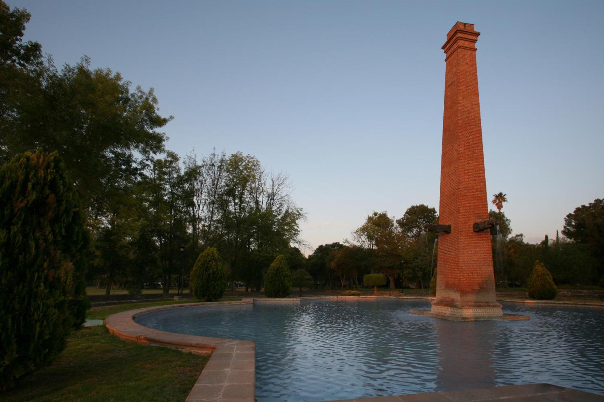 Hacienda Jurica By Brisas Hotell Querétaro Fasiliteter bilde The Obelisk of the 19th century